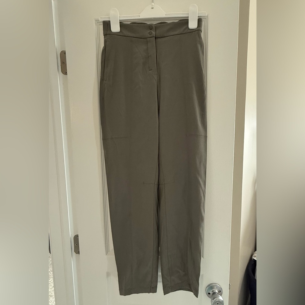 Lululemon Dynamic Days Pants Women’s Size 4